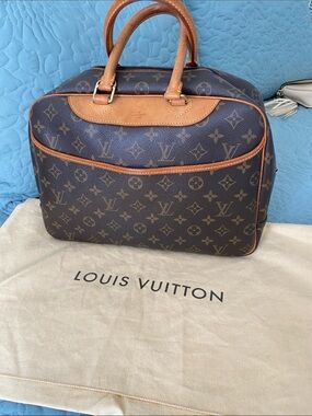Louis Vuitton Monogram Deauville  with Vachetta Trim